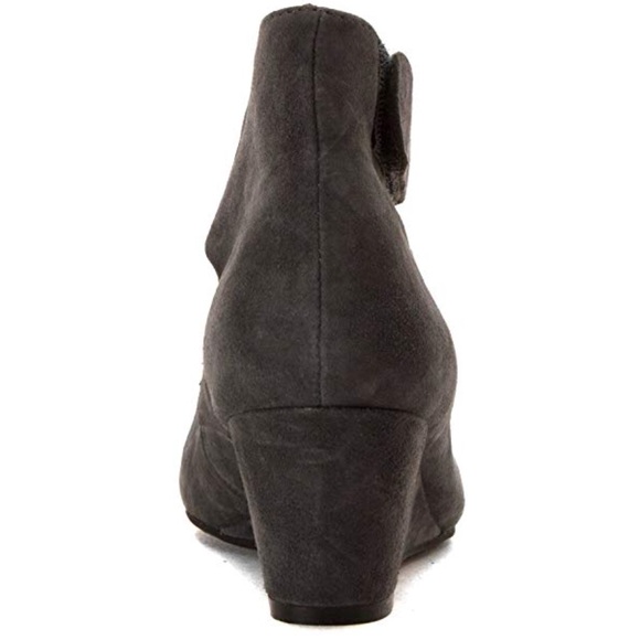 NIB Cyndi Gray Kid Suede Wedge Heel - Picture 4 of 8